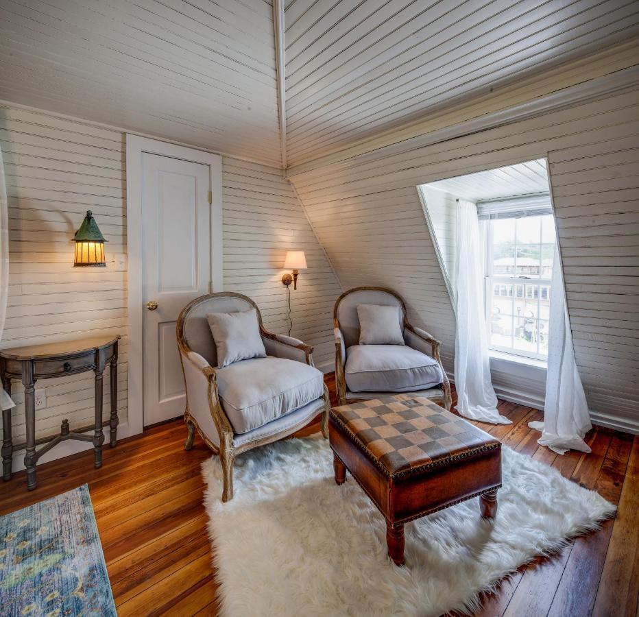 Fairytale Loft Suite 1 Bed, 1 Bath Luxury Apartment In Downtown Belmont Charlottesville Kültér fotó